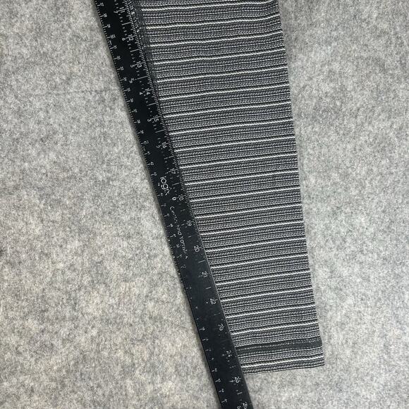 Lululemon Leggings Women’s 4 High Times Textured Striped Pant Black White - Picture 7 of 7